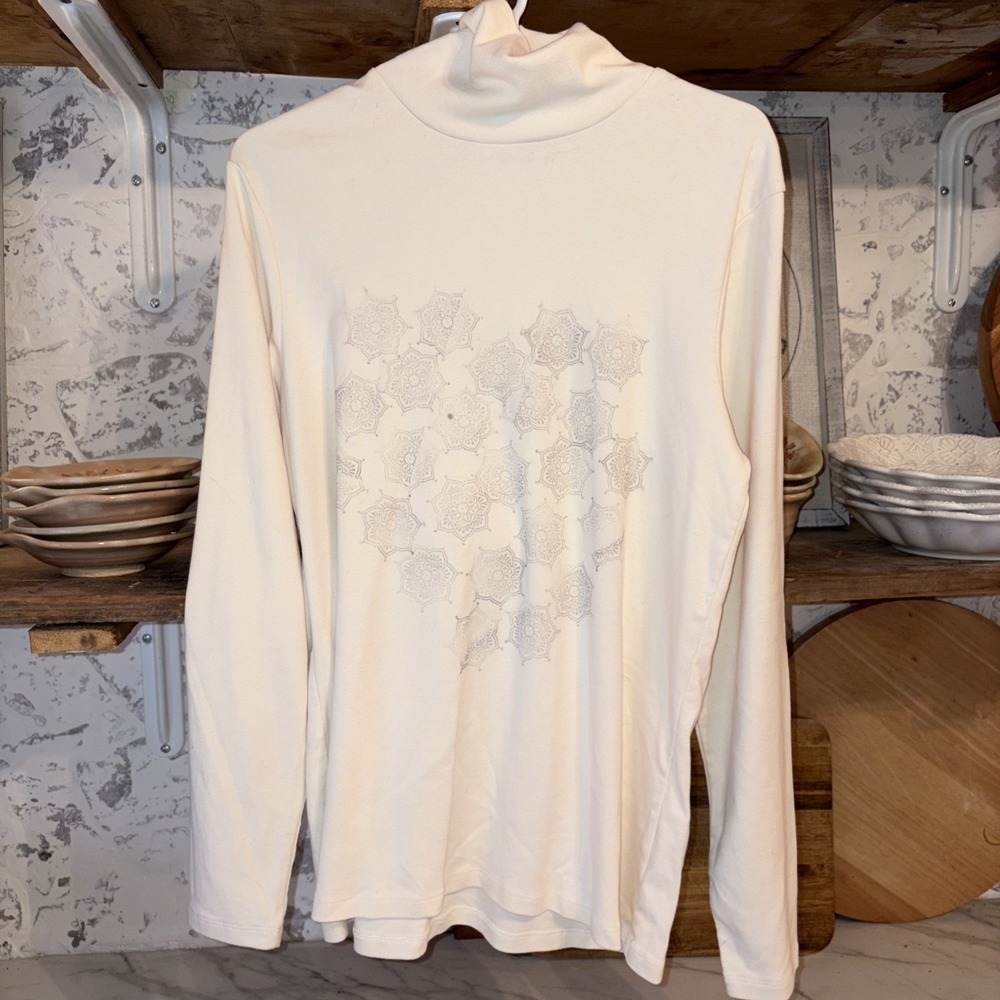 LL Bean Retro Distressed Wearable Art Ink Stamped Bohemian Funnel Neck Shirt L